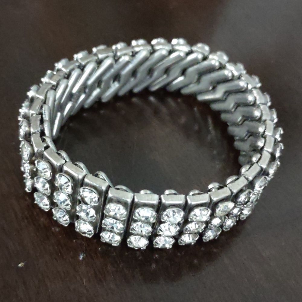 Women's Vintage Triple Layer Rhinestones Stretch Bracelet